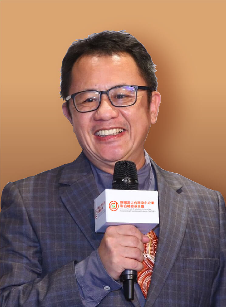 賴坤成董事長
